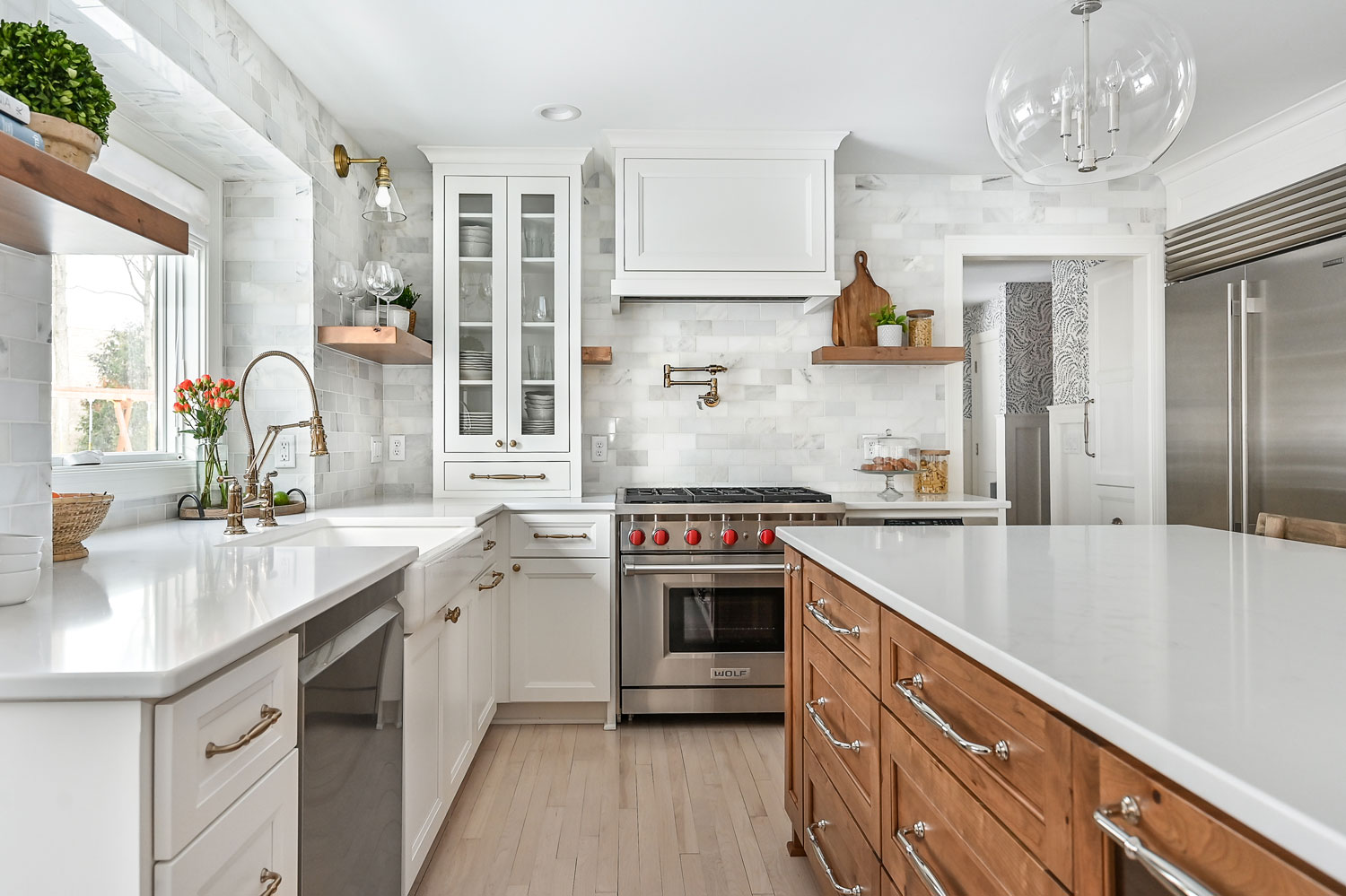 Modern Kitchen Cabinetry: Styles & Design For Your Kitchen